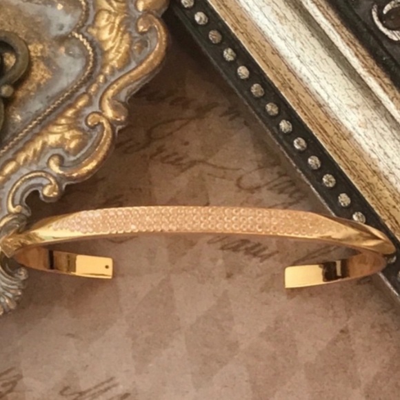 KATE SPADE • Raise The Bar Crystal Cuff Bracelet - Picture 3 of 3